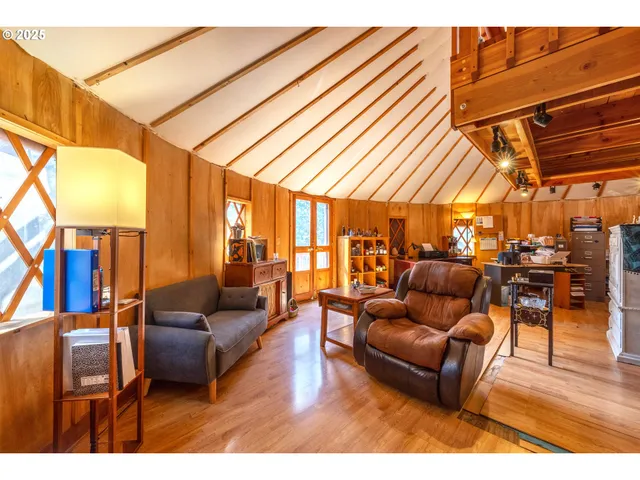 $229,900 | 959 Zelinski Road, Goldendale, WA 98620