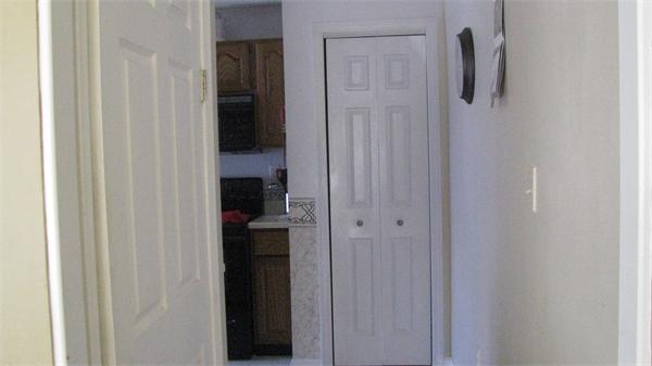 5 Castlegate Drive, Unit 5B Springfield, MA 01129 - Photo 12 of 18 Gallery Image 12