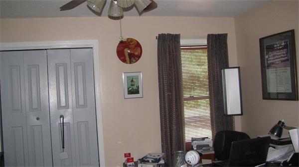 5 Castlegate Drive, Unit 5B Springfield, MA 01129 - Photo 14 of 18 Gallery Image 14