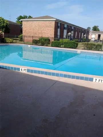 $1,375 | 5317 Curry Ford Road, Unit L102, Orlando, FL 32812