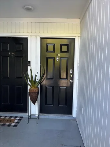 $1,375 | 5317 Curry Ford Road, Unit L102, Orlando, FL 32812