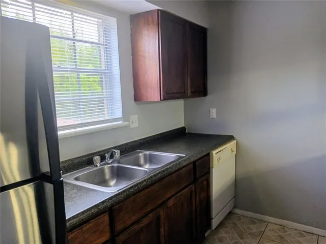 $1,375 | 5317 Curry Ford Road, Unit L102, Orlando, FL 32812