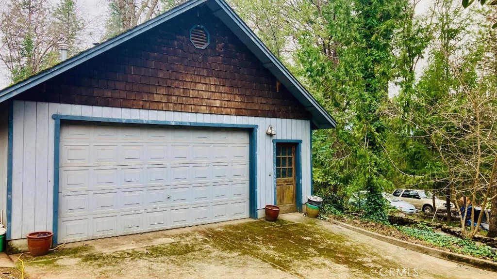 4920 Tippytoe Lane Forest Ranch, CA 95942 - Photo 8 of 36 a view of a backyard of the house