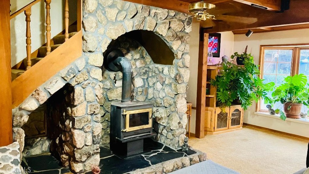 4920 Tippytoe Lane Forest Ranch, CA 95942 - Photo 10 of 36 a front view of a house with plants