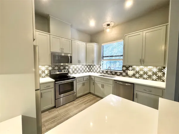 $1,590 | 290 Hugo Road, Unit A, San Marcos, TX 78666