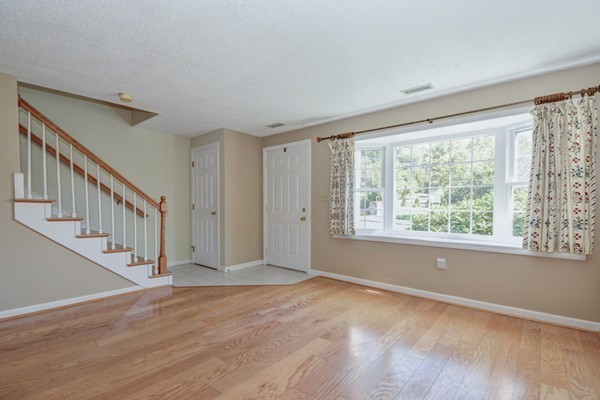 13 Pullard Road, Unit I44 Grafton, MA 01519 - Photo 5 of 29 Gallery Image 5