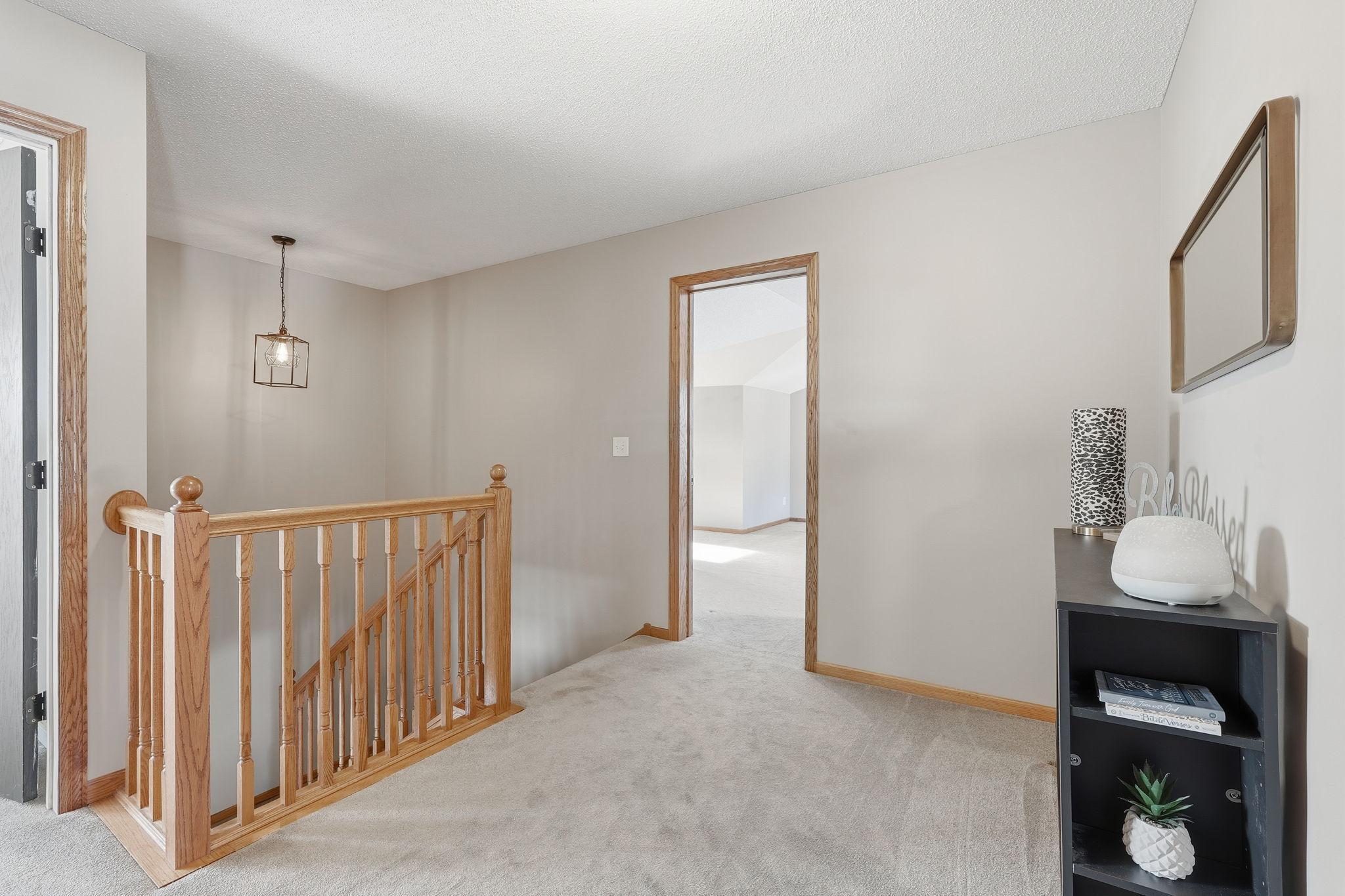 9504 Pheasant Crossing Minnetrista, MN 55375 - Photo 13 of 42