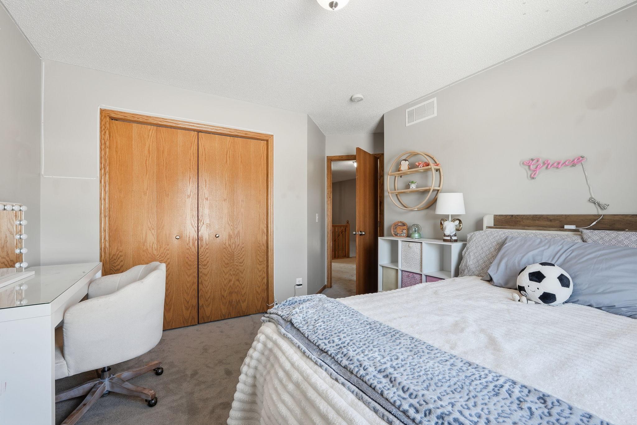 9504 Pheasant Crossing Minnetrista, MN 55375 - Photo 17 of 42