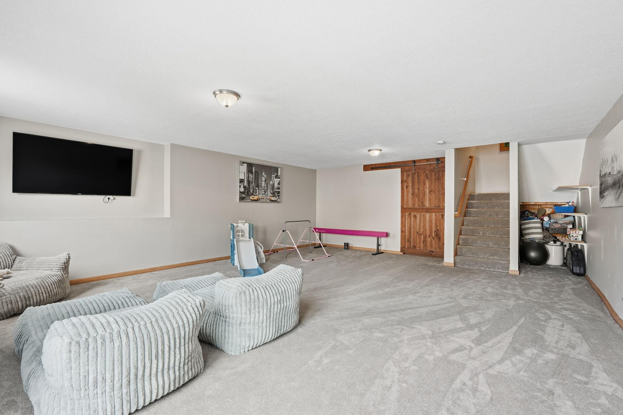 9504 Pheasant Crossing Minnetrista, MN 55375 - Photo 28 of 42