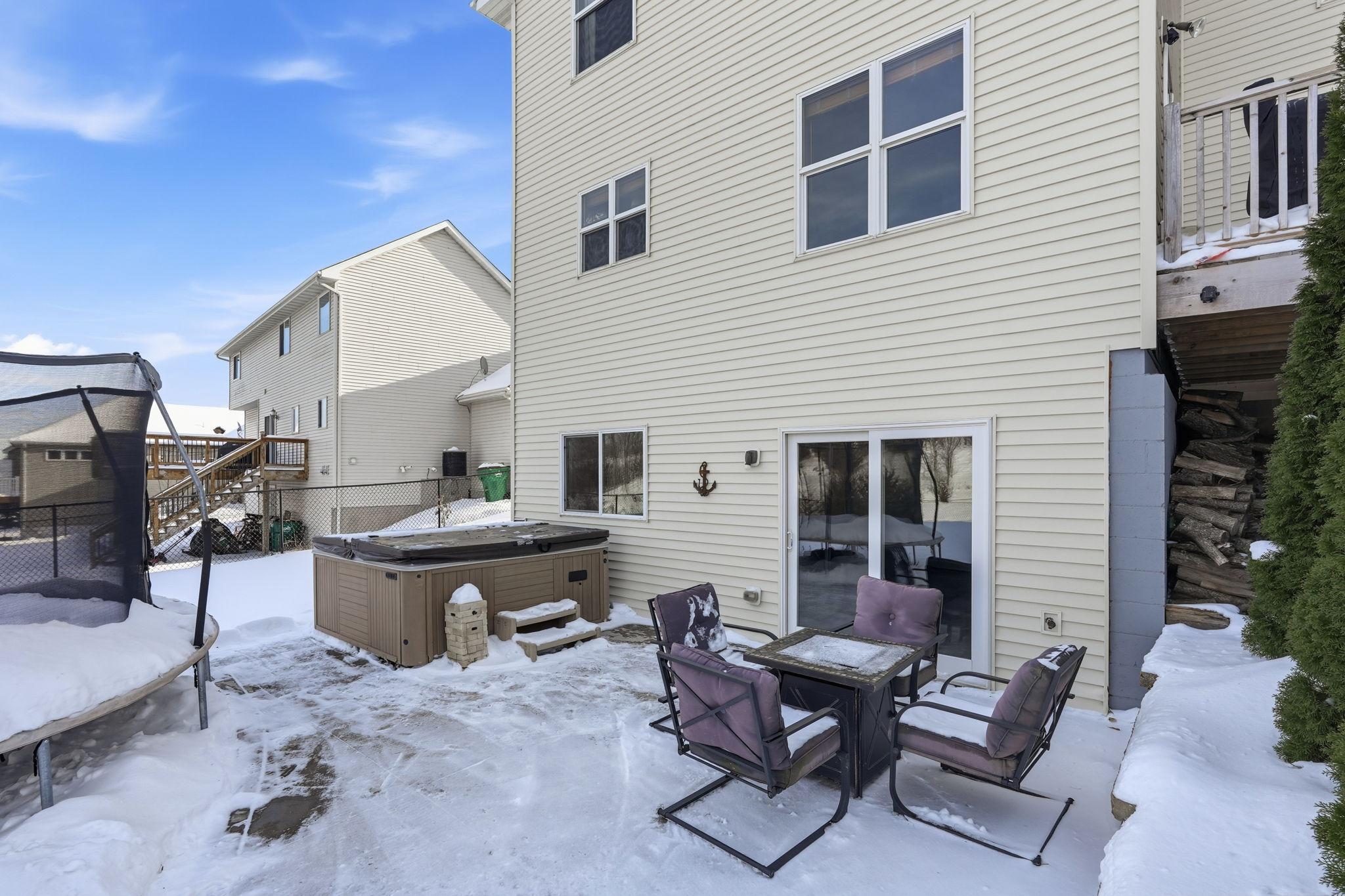 9504 Pheasant Crossing Minnetrista, MN 55375 - Photo 33 of 42