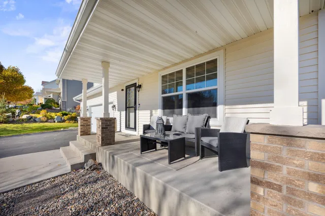 $515,000 | 9504 Pheasant Crossing, Minnetrista, MN 55375