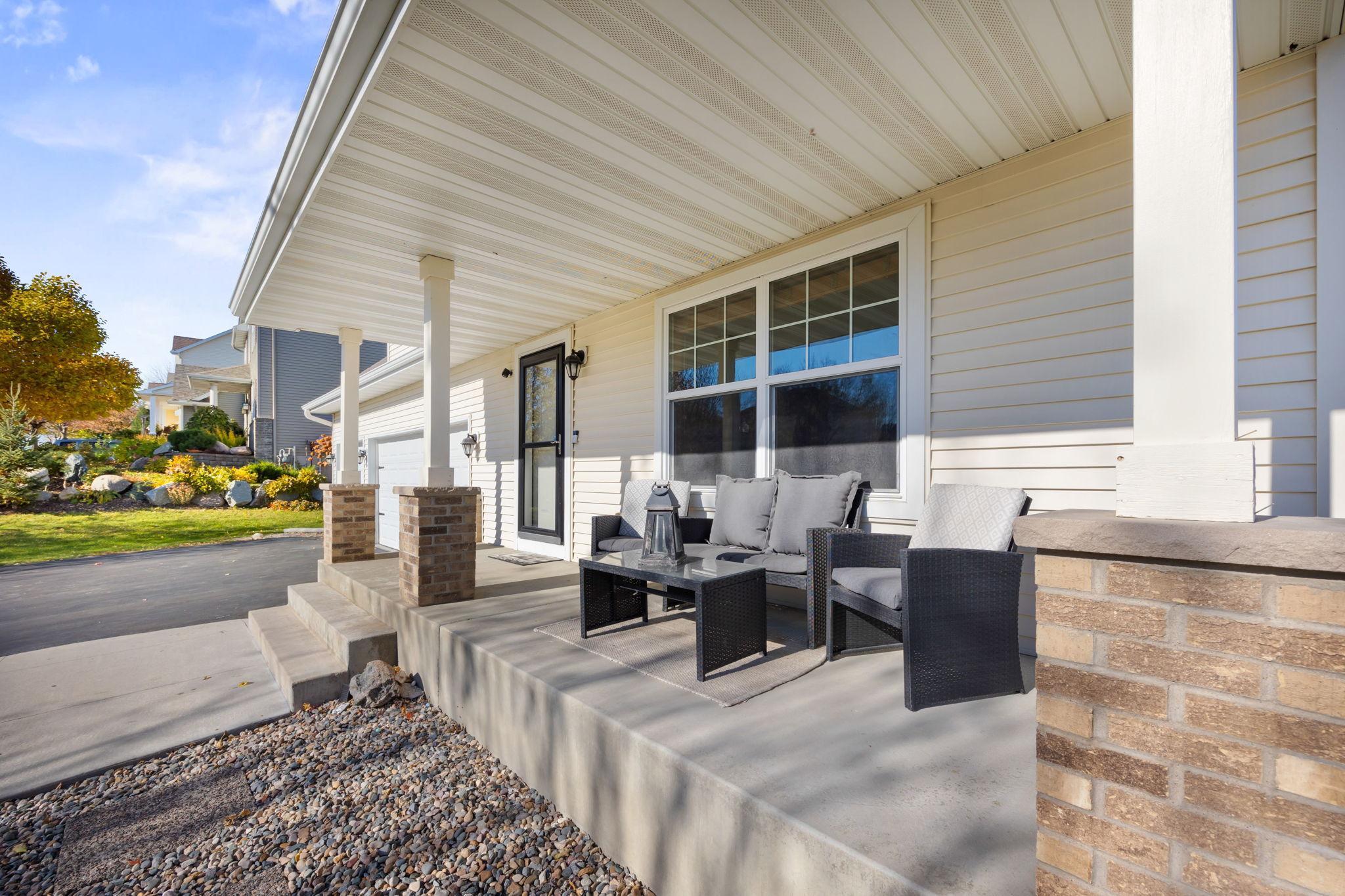 9504 Pheasant Crossing Minnetrista, MN 55375 - Photo 37 of 42