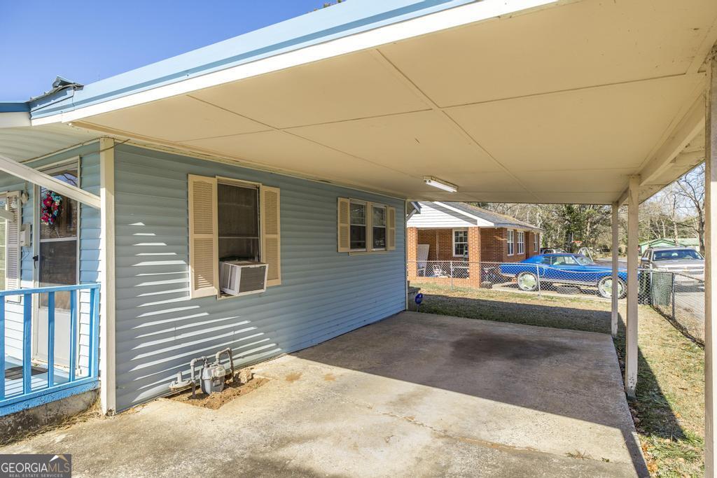 205 Georgia Avenue Fort Valley, GA 31030 - Photo 6 of 23 a house view with a outdoor space