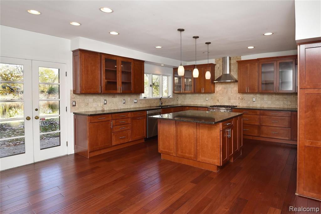 25310 Canterbury Road Franklin, MI 48025 - Photo 13 of 43