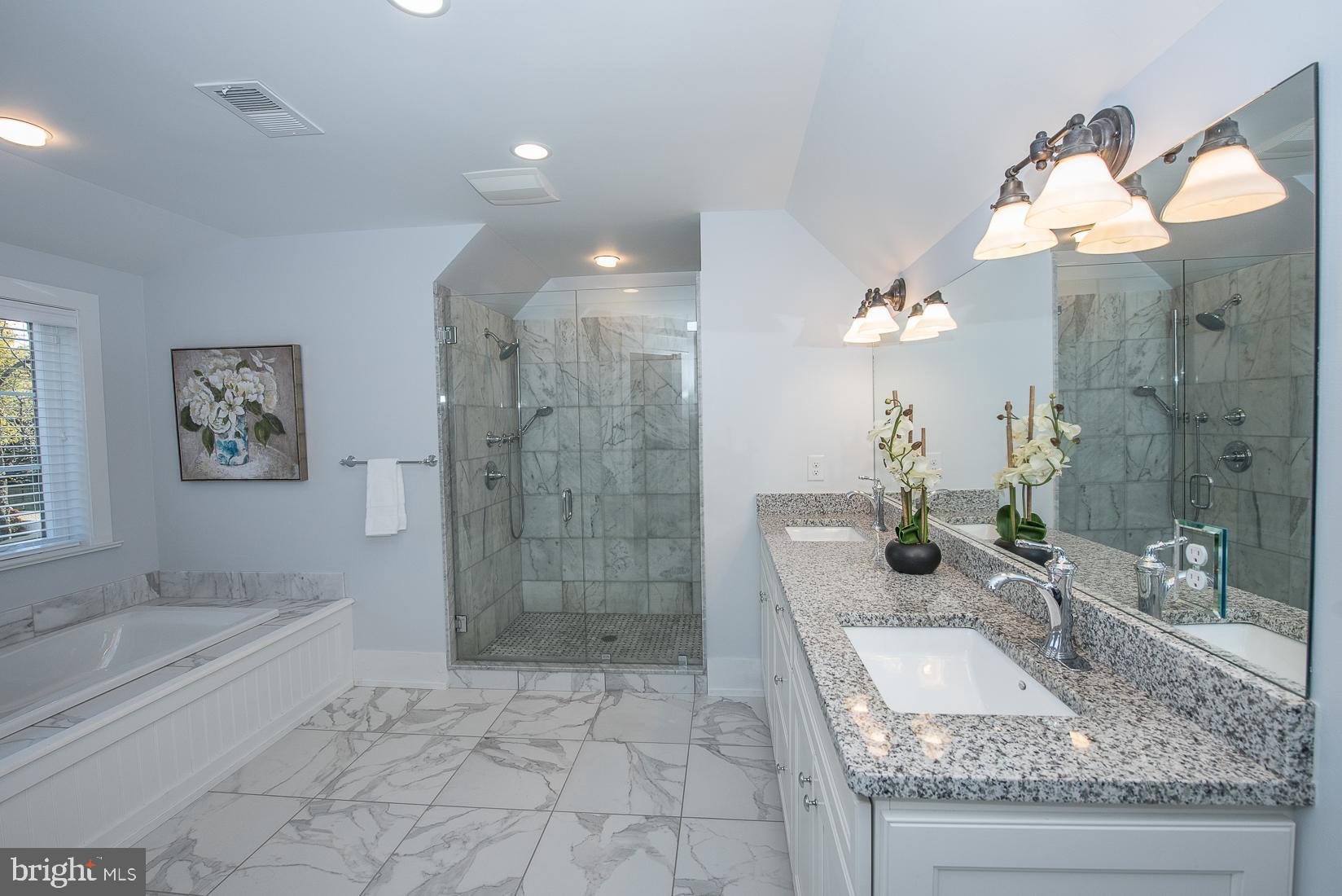 432 School Lane Wayne, PA 19087 - Photo 25 of 41 Master Bath with radiant heat floors