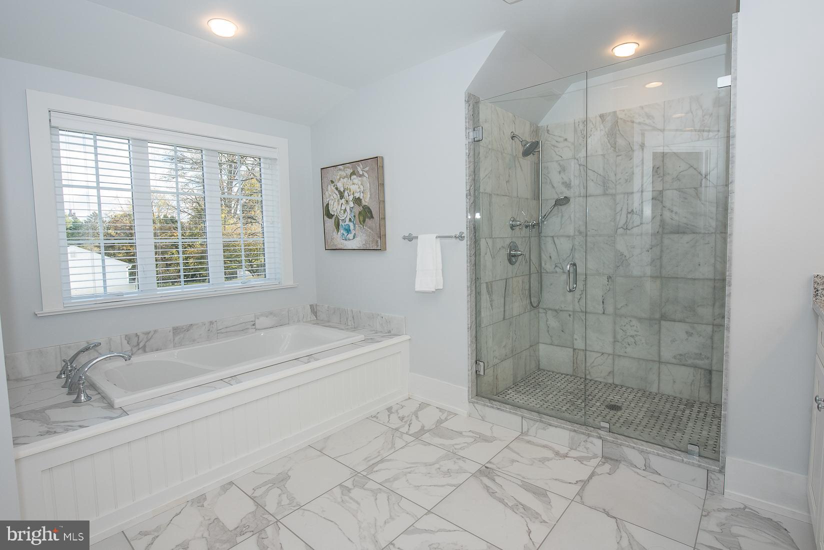 432 School Lane Wayne, PA 19087 - Photo 26 of 41 Master Bath soaking tub (private water closet too)