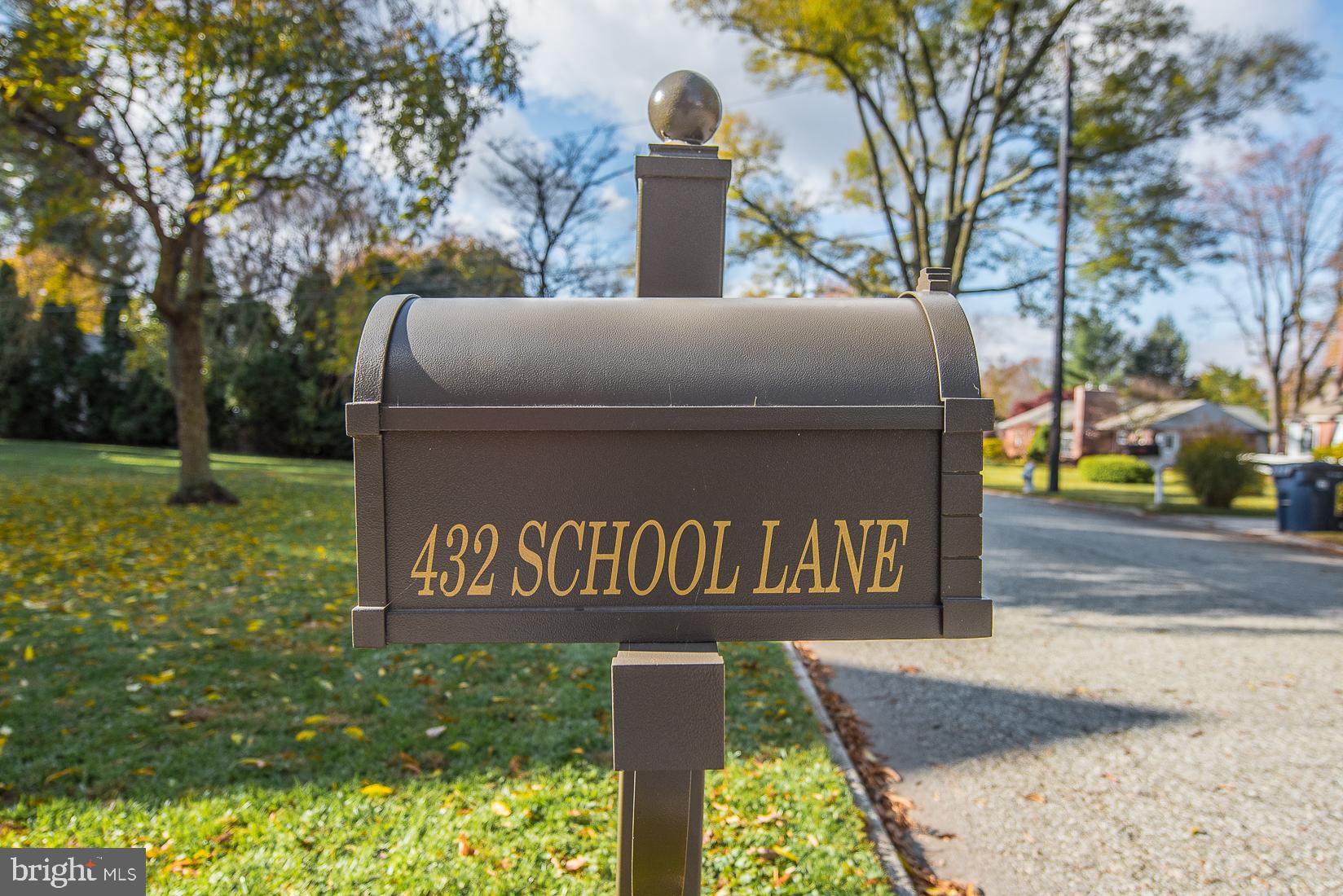 432 School Lane Wayne, PA 19087 - Photo 41 of 41 Charming street in Wayne
