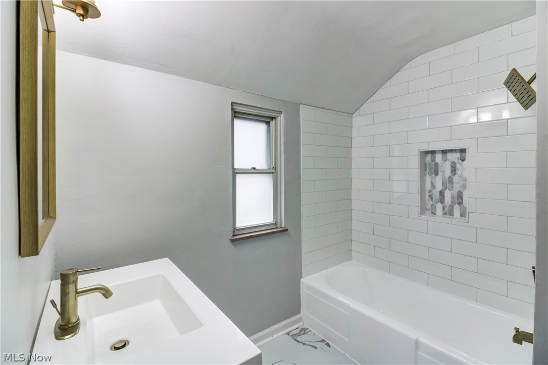3862 Strandhill Road Cleveland, OH 44128 - Photo 24 of 30 Gallery Image 24