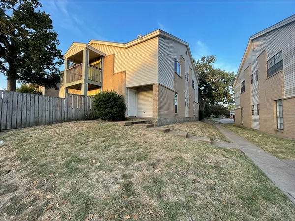 $1,050 | 1108 Autumn Circle, Unit C, College Station, TX 77840