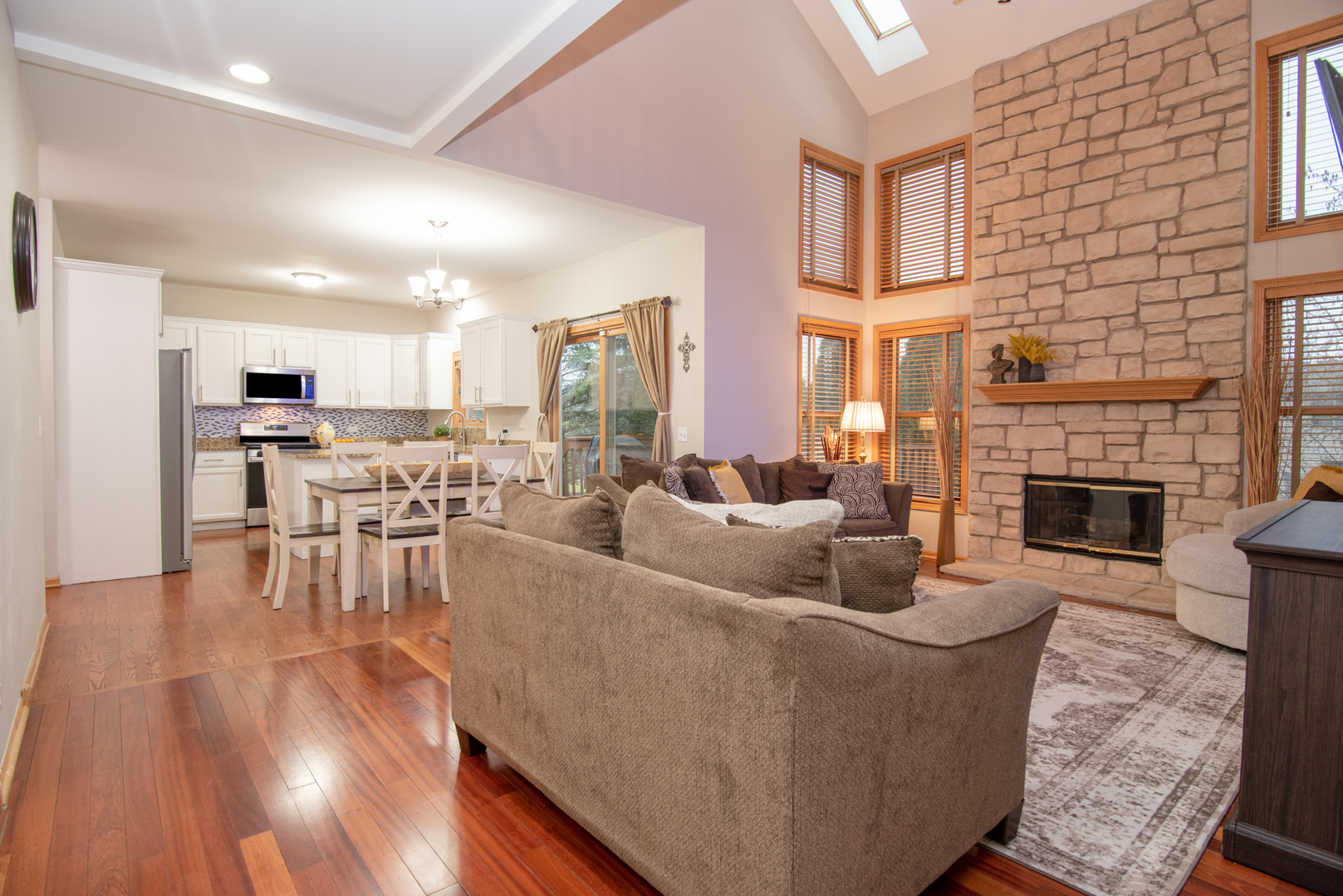 680 Ridgewood Drive Antioch, IL 60002 - Photo 5 of 15