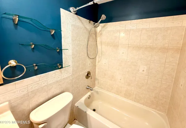 $3,200 | 70 Village Drive, Barnegat, NJ 08005
