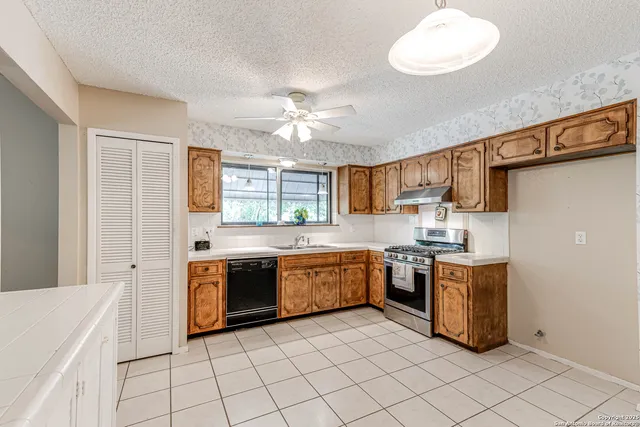 $275,000 | 5914 Oak Country Way, San Antonio, TX 78247