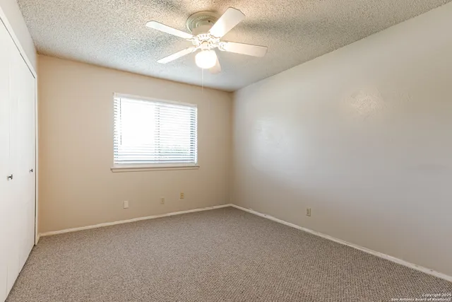 $275,000 | 5914 Oak Country Way, San Antonio, TX 78247