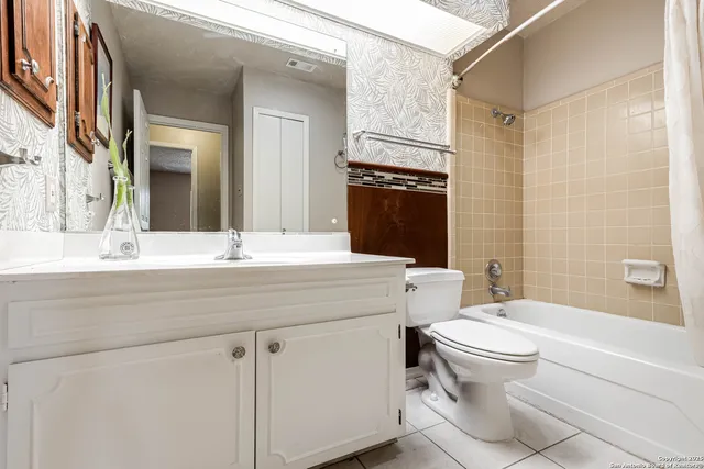 $275,000 | 5914 Oak Country Way, San Antonio, TX 78247