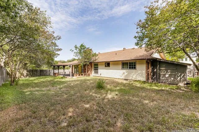$275,000 | 5914 Oak Country Way, San Antonio, TX 78247