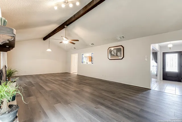 $275,000 | 5914 Oak Country Way, San Antonio, TX 78247