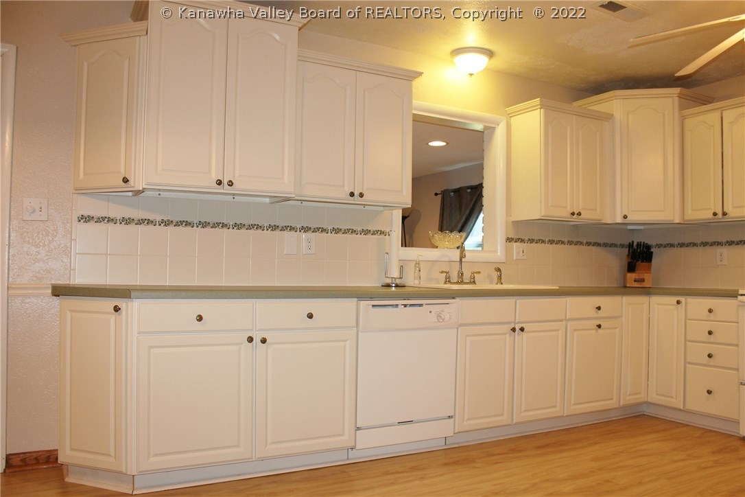 44 Cannery Lane Winfield, WV 25213 - Photo 10 of 26 Gallery Image 10
