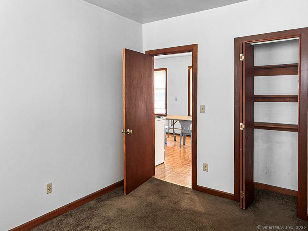 532 Carroll Avenue, Unit 2 Bridgeport, CT 06607 - Photo 13 of 16 a view of an empty room