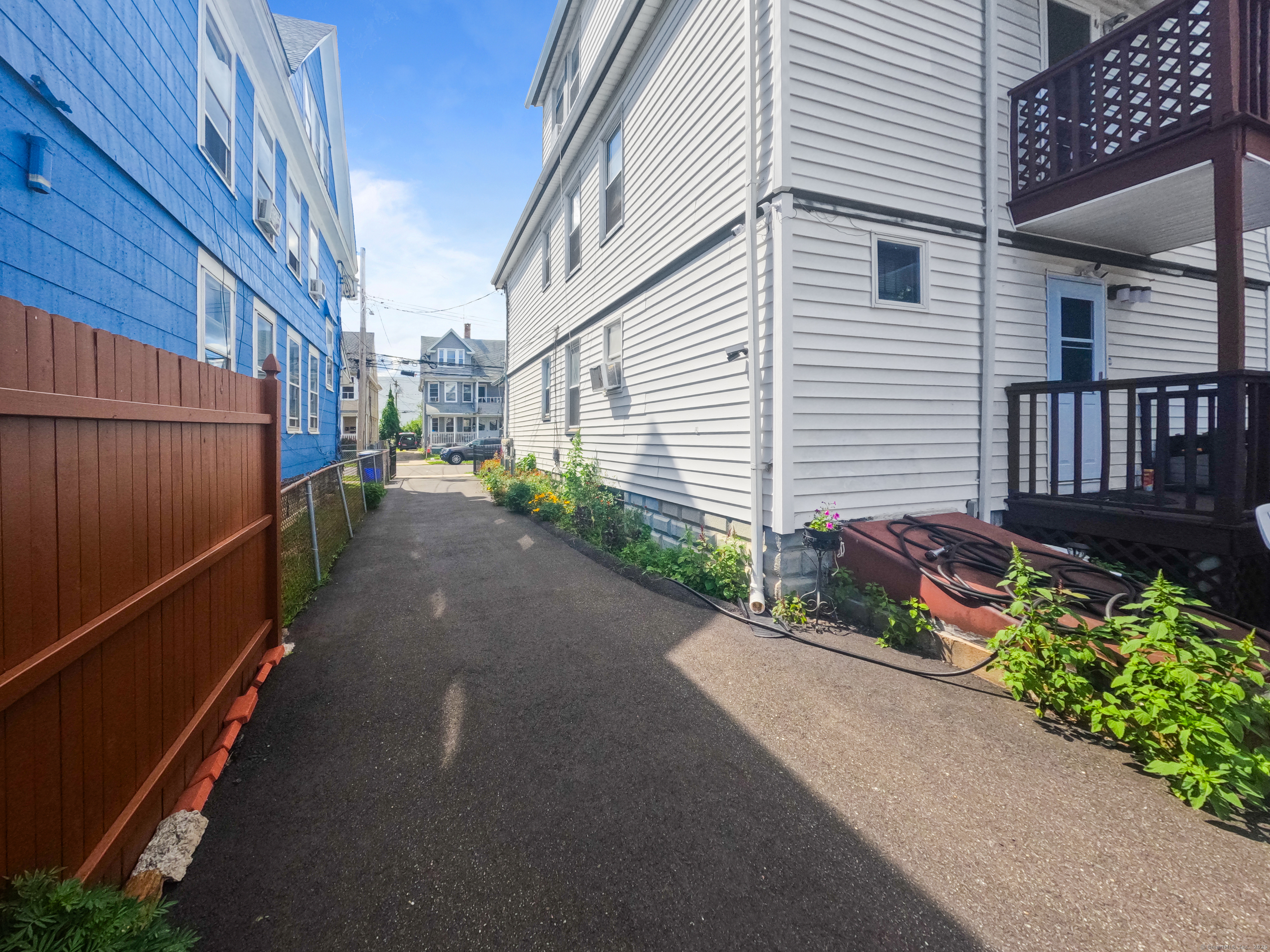 532 Carroll Avenue, Unit 2 Bridgeport, CT 06607 - Photo 5 of 16 a view of a house with a street