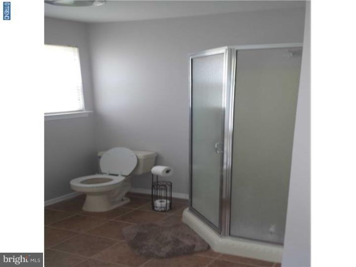 2 Ridge View Court Sicklerville, NJ 08081 - Photo 12 of 25 Bathroom