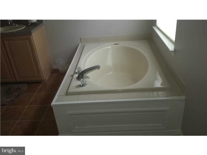 2 Ridge View Court Sicklerville, NJ 08081 - Photo 13 of 25 Bathroom