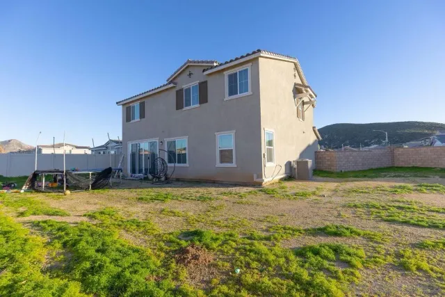 $755,000 | 27035 Kodiak Court, Menifee, CA 92585