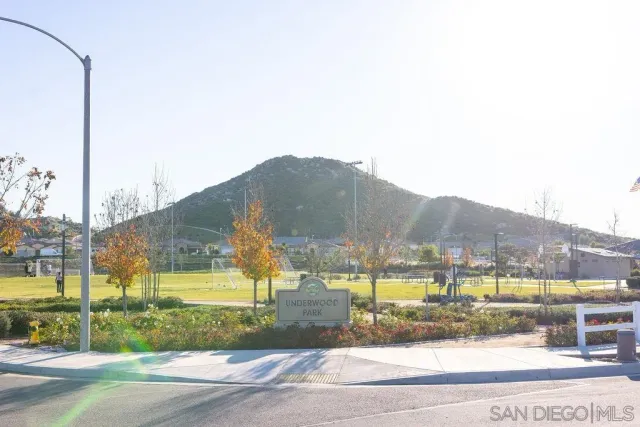 $755,000 | 27035 Kodiak Court, Menifee, CA 92585