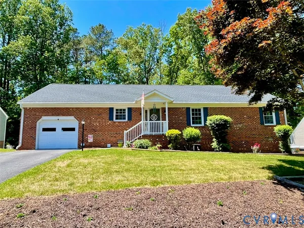 $425,000 | 10512 Hamlin Drive, Chester, VA 23831