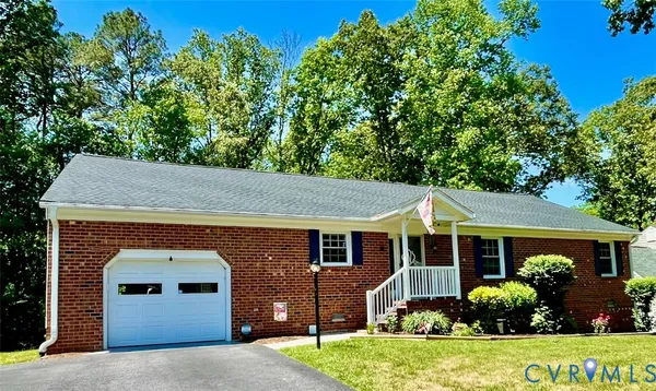 $425,000 | 10512 Hamlin Drive, Chester, VA 23831