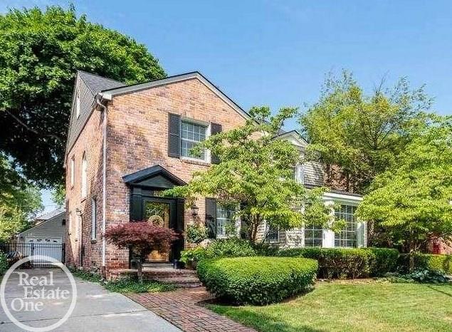 269 McMillan Road Grosse Pointe, MI 48236 - Photo 1 of 42
