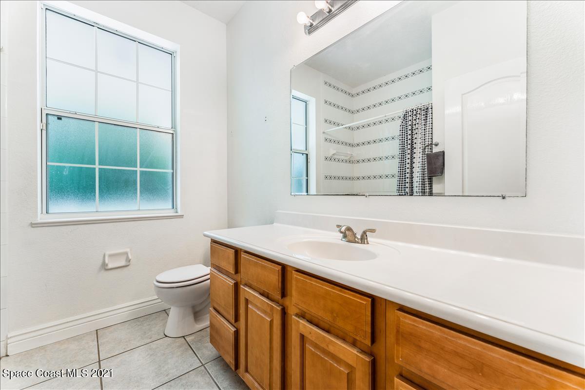 1120 Reed Grove Road Oak Hill, FL 32759 - Photo 21 of 40 bathroom2