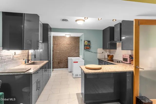 $569,000 | 147 4th Street, Troy, NY 12180