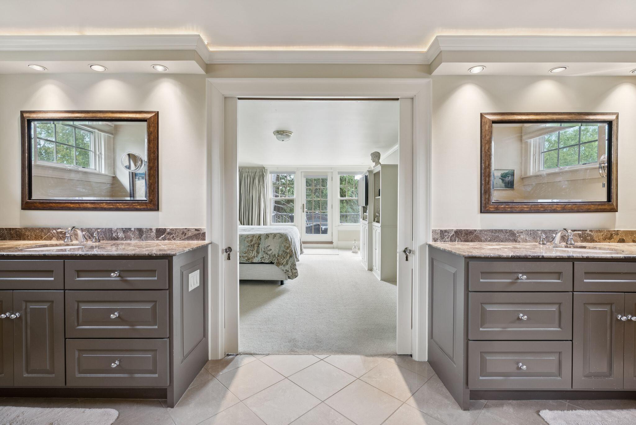 231 Foreside Road Falmouth, ME 04105 - Photo 22 of 48 DSC09871