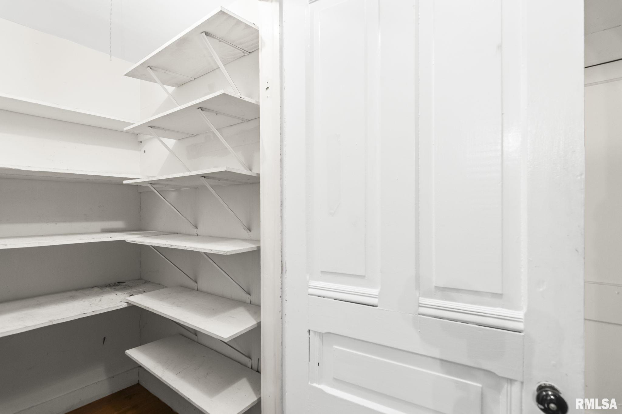 125 Westminster Street Jacksonville, IL 62650 - Photo 20 of 45