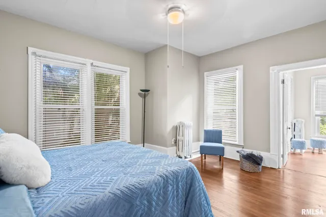 $189,900 | 125 Westminster Street, Jacksonville, IL 62650