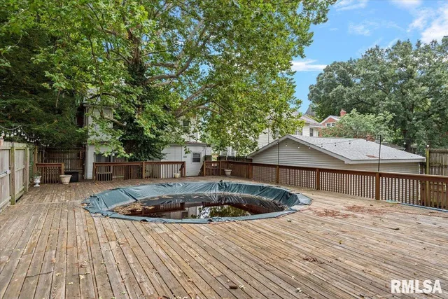 $189,900 | 125 Westminster Street, Jacksonville, IL 62650