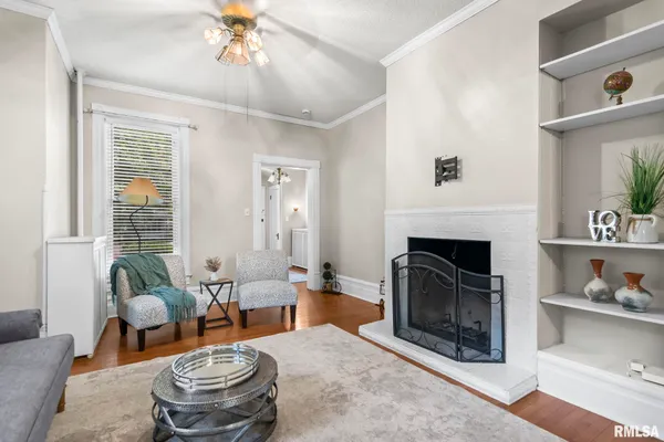 $185,000 | 125 Westminster Street, Jacksonville, IL 62650
