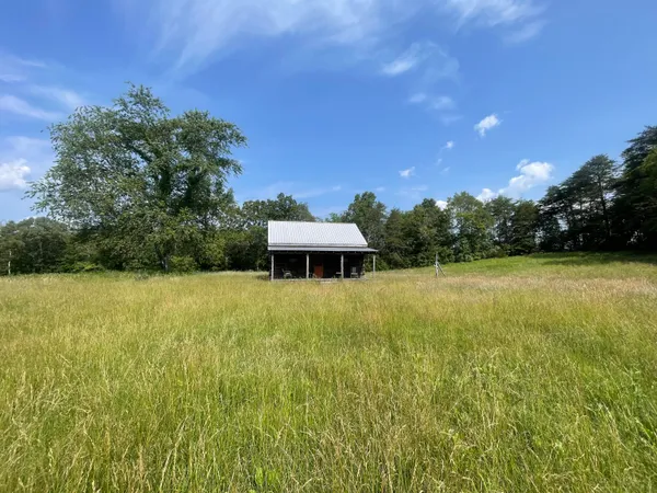 $275,000 | 4750 Thomas And Smith Road, Pikeville, TN 37367
