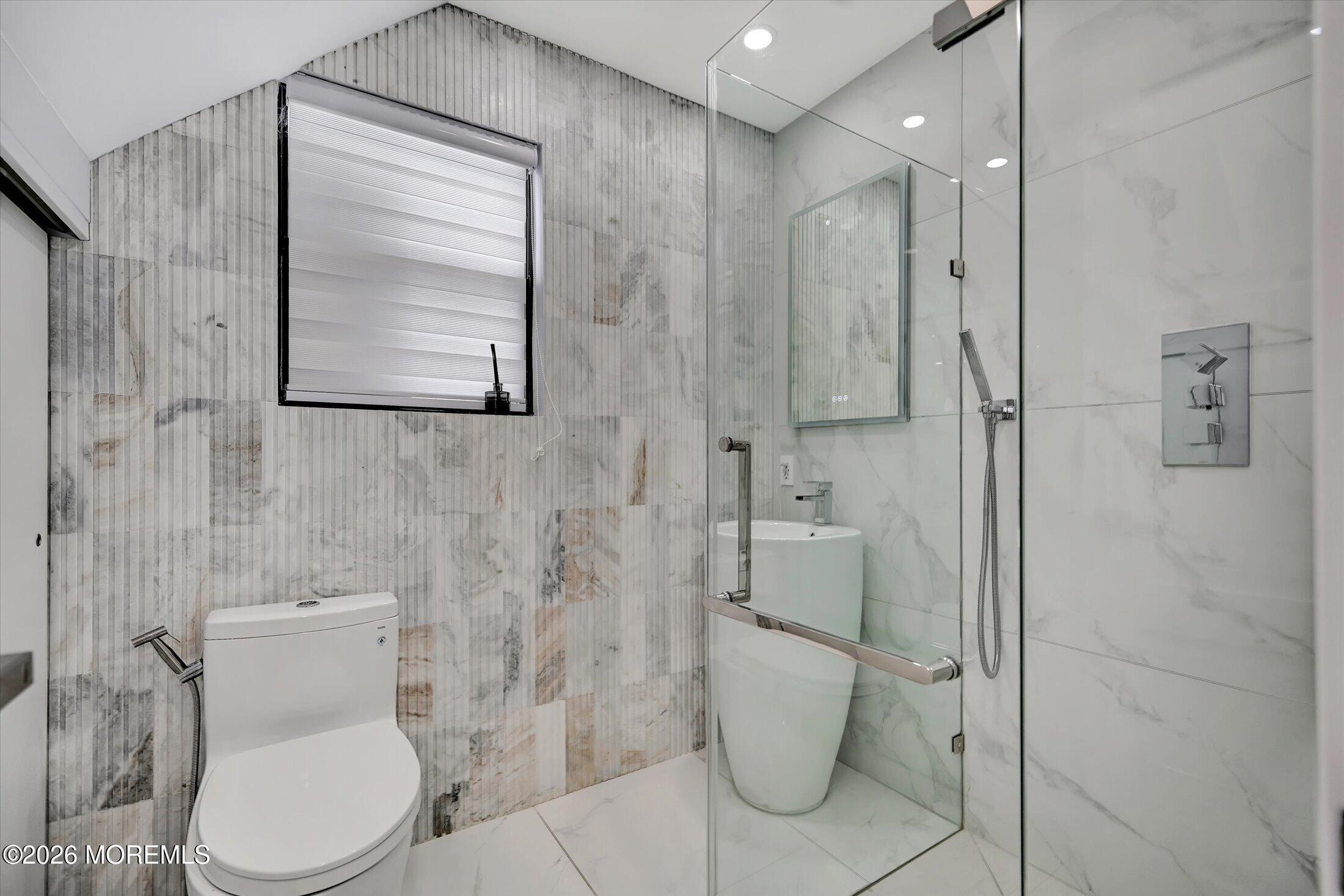 301 Ryan Street Matawan, NJ 07747 - Photo 18 of 40 17-Bathroom