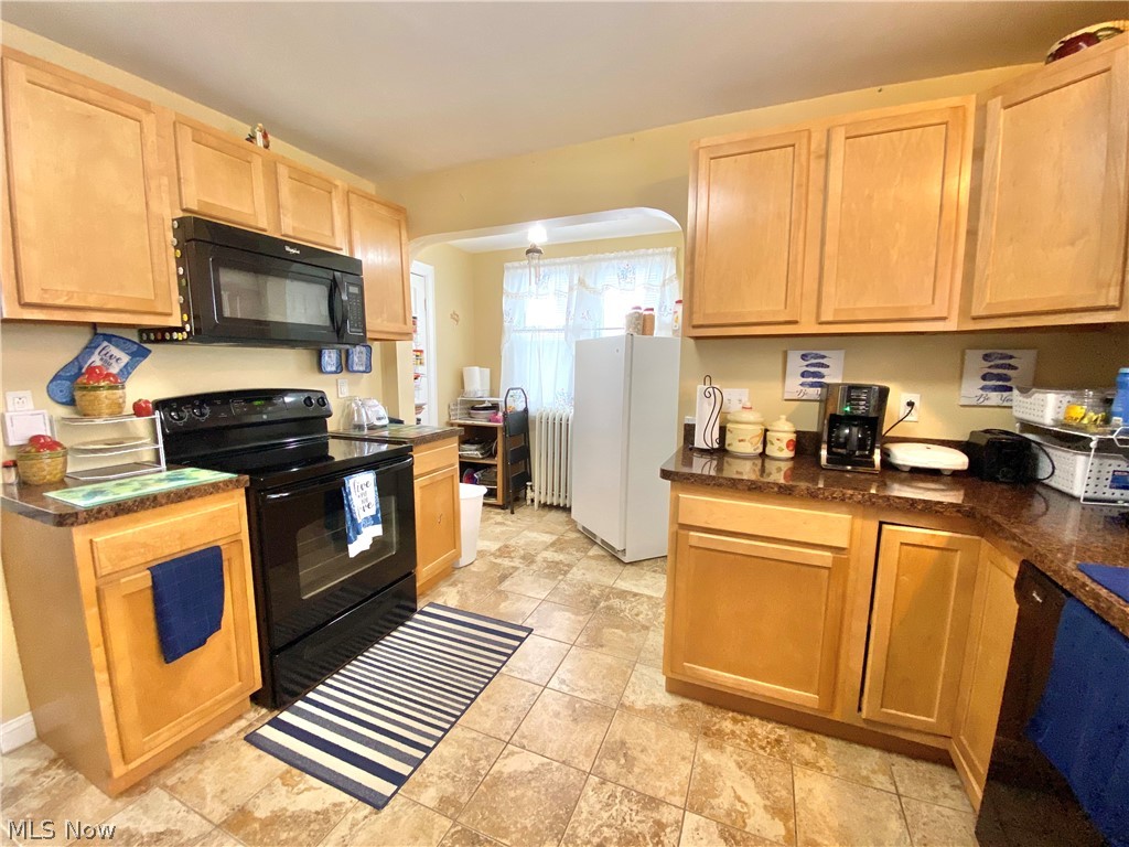 1726 West Schaaf Road Cleveland, OH 44109 - Photo 4 of 18 Gallery Image 4